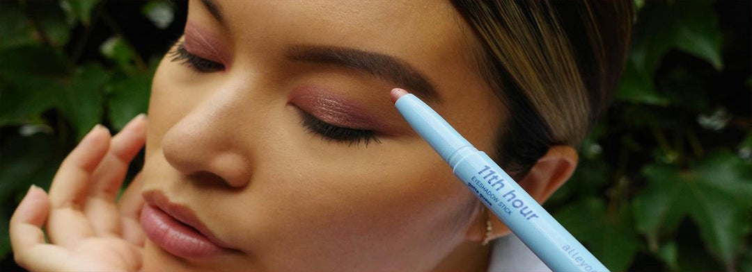 Great Looks Using A Rose Gold Cream Eyeshadow Stick